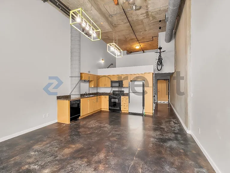 777 6th Ave #110 — Photo 2