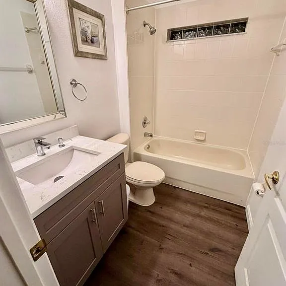 15545 Markham Dr — Photo 12