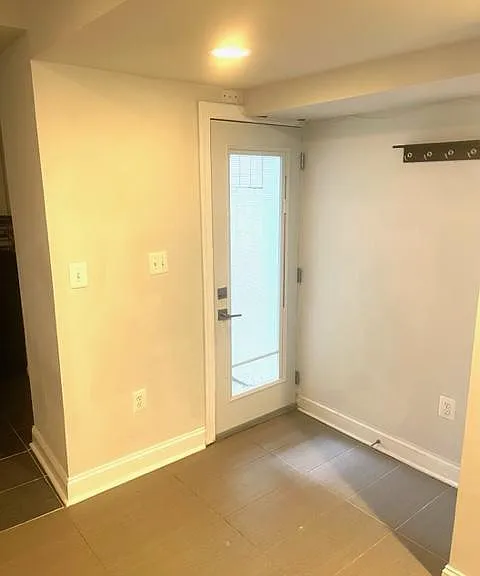 1822 M St NE — Photo 7