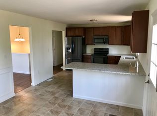 255 Pennocks Bridge Rd, West Grove, PA 19390