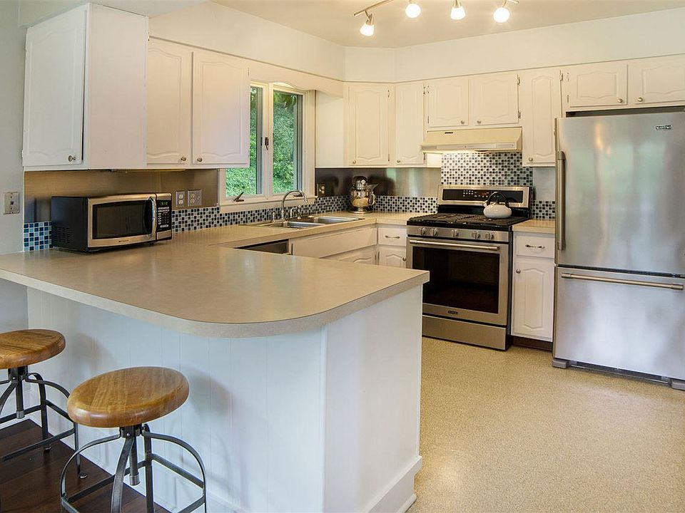 1st image of 4319 Deerfield Ln
