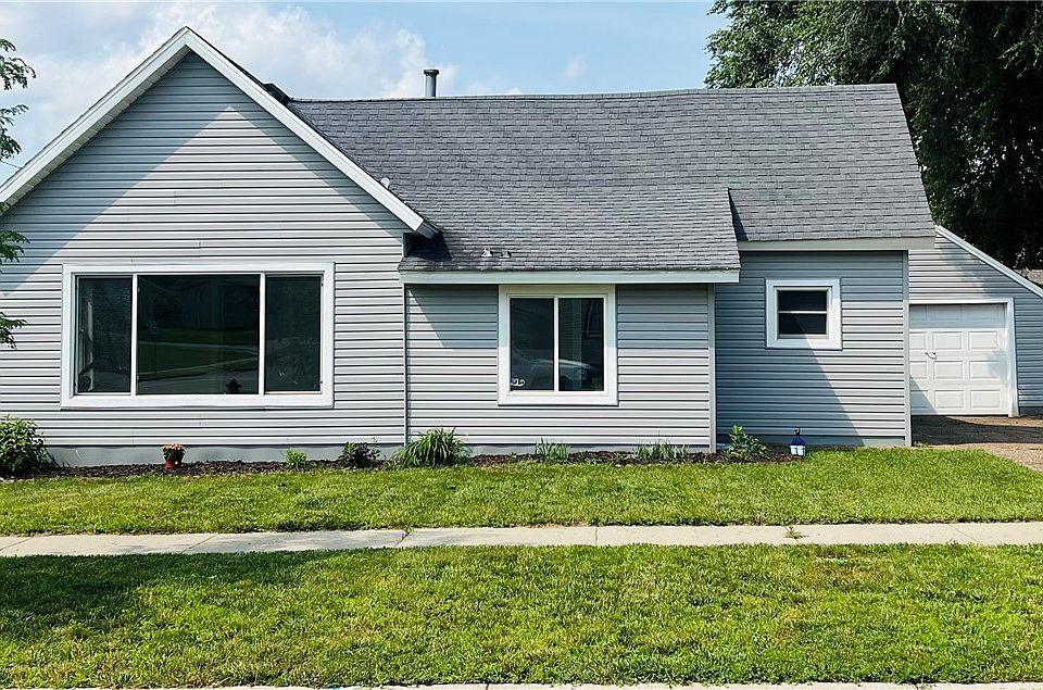 1st image of 1028 Garfield Avenue