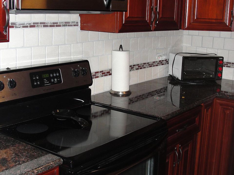 2nd image of 801 S Plymouth Ct #P342