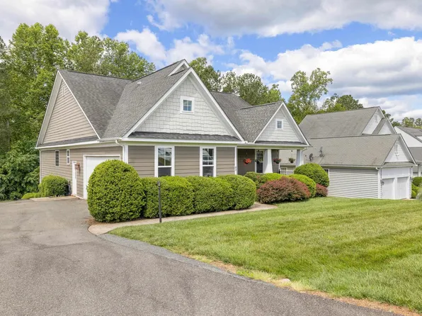 83 Mossy Creek Ct, Gordonsville, VA 22942