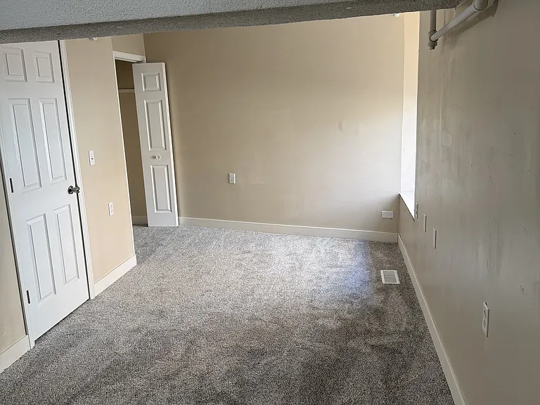 314 Randolph St E #103 — Photo 12