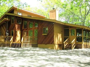 813 Morgan Ct, Hawley, PA