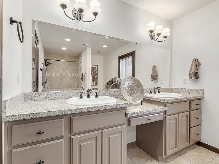 16915 E Jacklin Dr — Photo 19