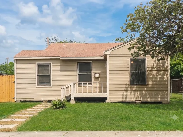 1322 Verbena St, Corpus Christi, TX 78405