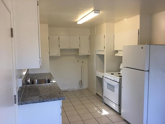 5th image of 1526 Nogales St #A