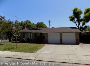 1700 Debonaire Dr, Modesto, CA 95350