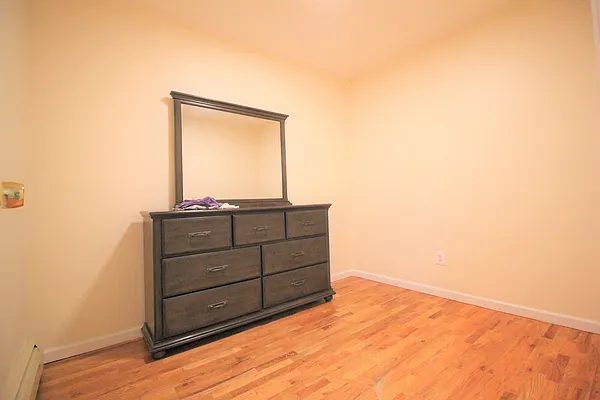 Rented by Hagstrom Management Inc | media 13