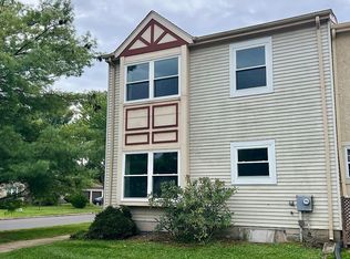 271 Hudson Ct, Southampton, PA 18966