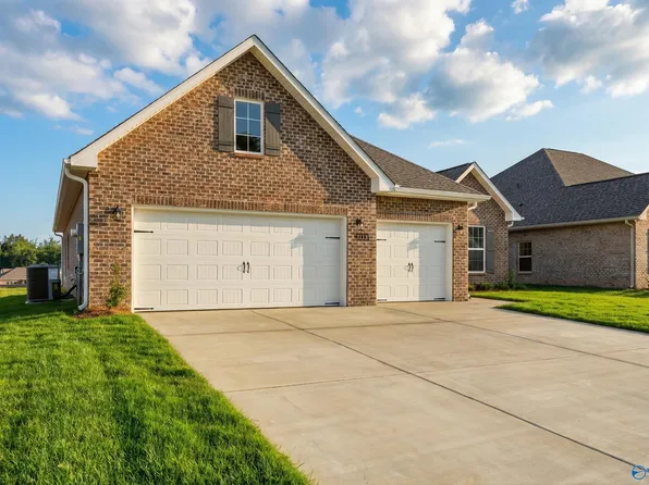 3113 Lisa Ln SE, Decatur, AL 35603