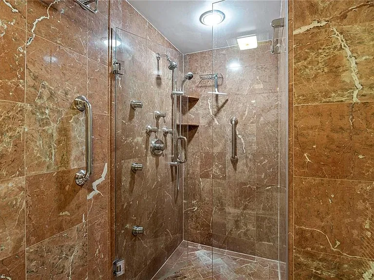 4031 Gulf Shore Blvd N #10C — Photo 28