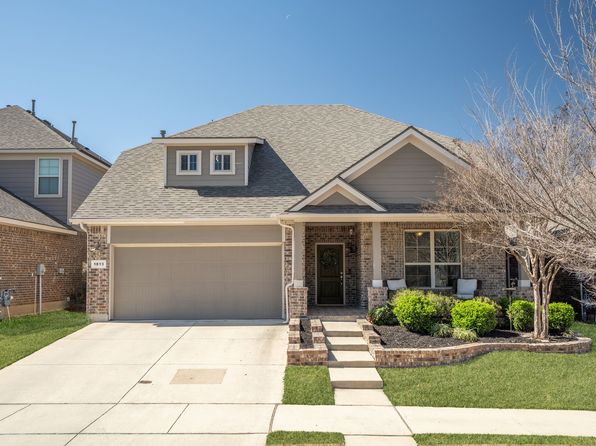 1813 Sparrow St, Argyle, TX 76226