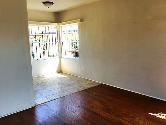 5th image of 4412 Keeler Ave