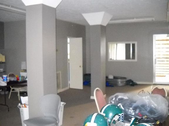 5th image of 1034 S Cumberland St
