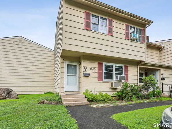 30 Round Tree Drive #3, Naugatuck, CT 06770