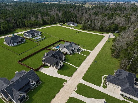 5th image of 205 Shortleaf Ln