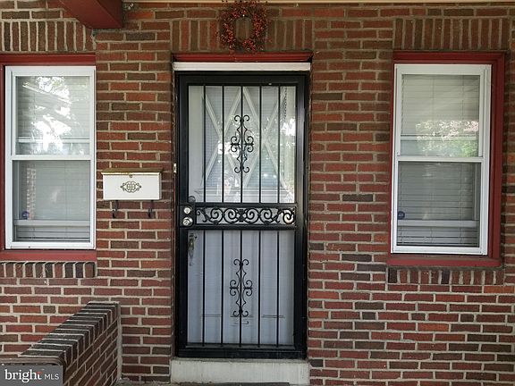 2nd image of 5827 N Fairhill St