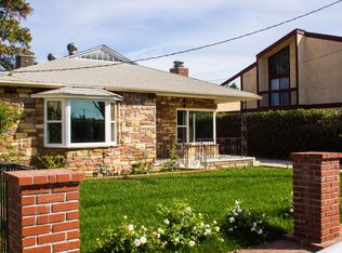 6834 Forbes Ave, Lake Balboa, CA 91406