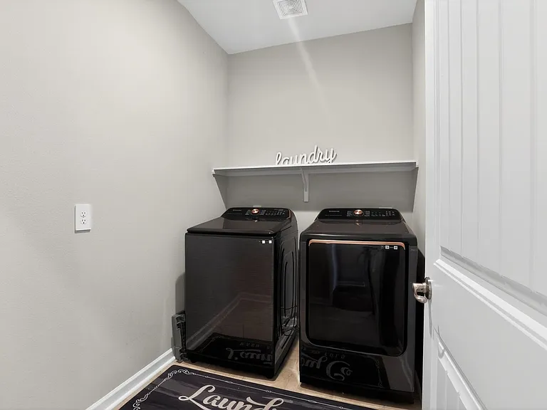 1708 Sawgrass Dr — Photo 24