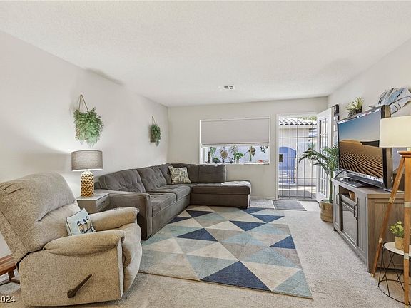 4th image of 2137 Willowbury Dr Unit C