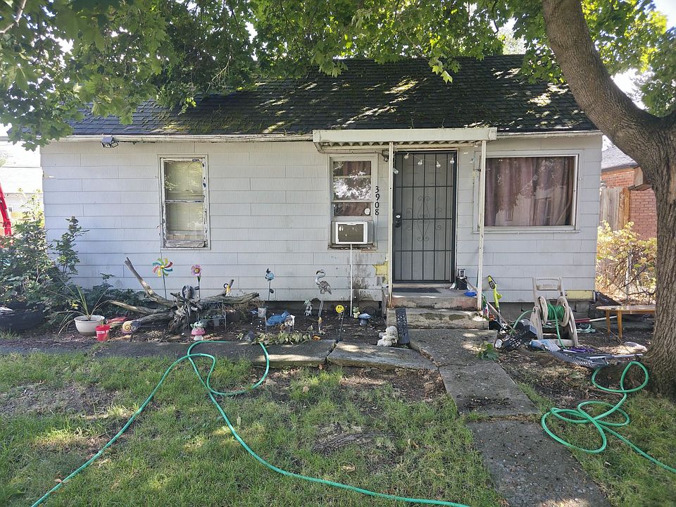1st image of 3908 N Howard St