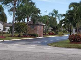 1107 Circle Ter W, Delray Beach, FL 33445