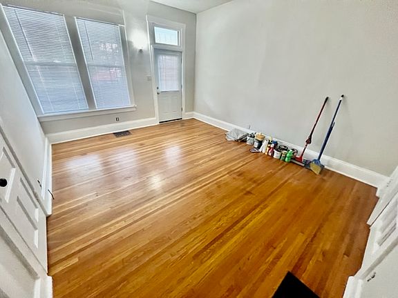4th image of 632 S Bennighof Ave #A