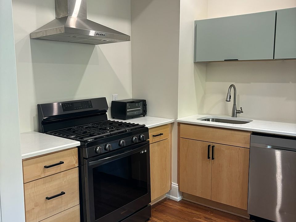 1st image of 1093 Ellicott St
