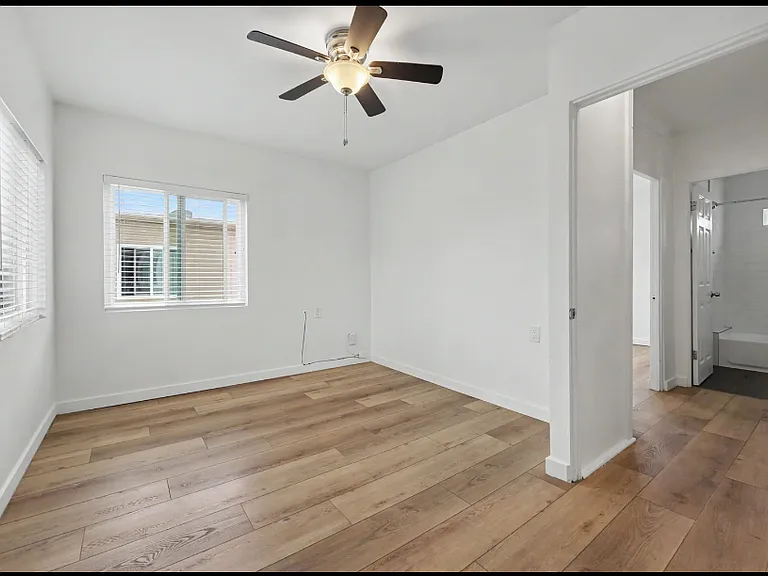 280 Ash Ave #1/2 — Photo 20