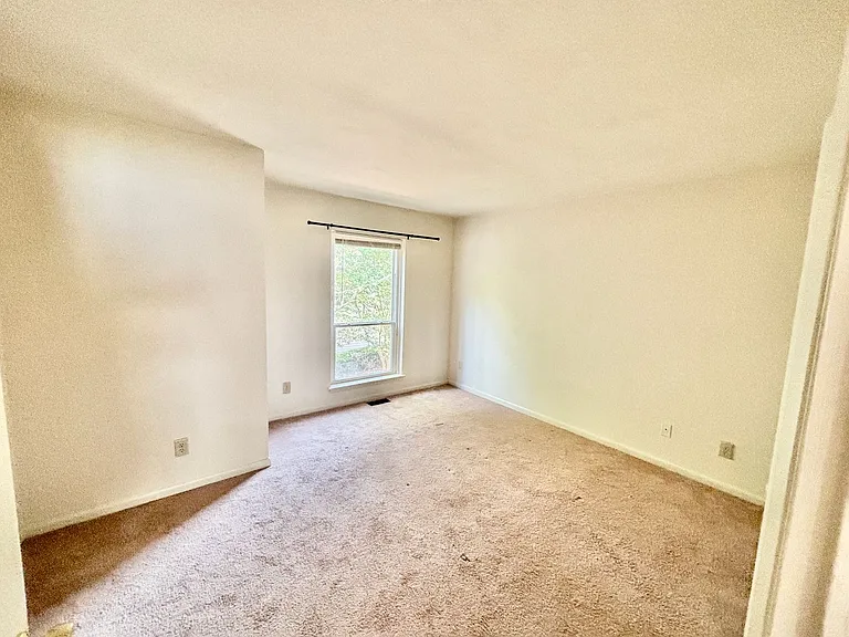 3837 Staffordshire Ln — Photo 11