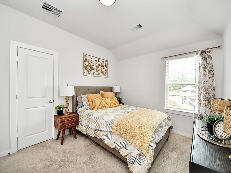 15734 Autumn Sun Ct — Photo 41