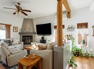 4609 Contenta Rdg, Santa Fe, NM 87507