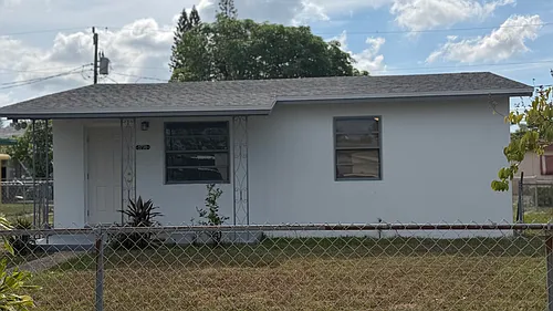 1770 NW 25th Ter Photo 1