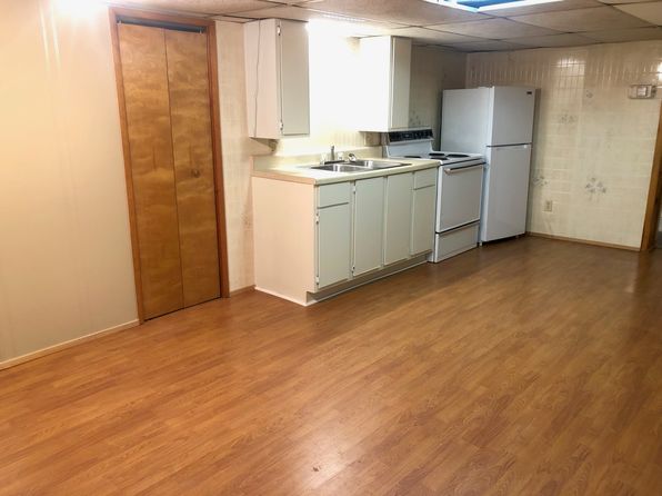 914 W Walnut St APT 1