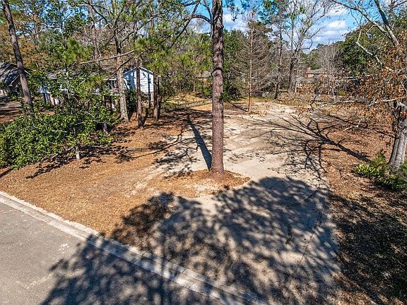 5th image of 139 Crapemyrtle Rd