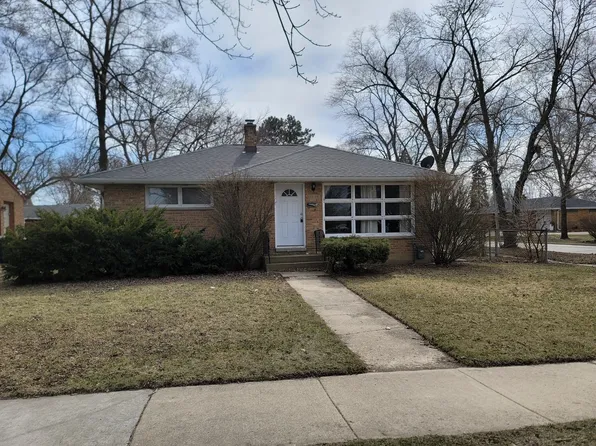 1519 Argonne Dr, North Chicago, IL 60064