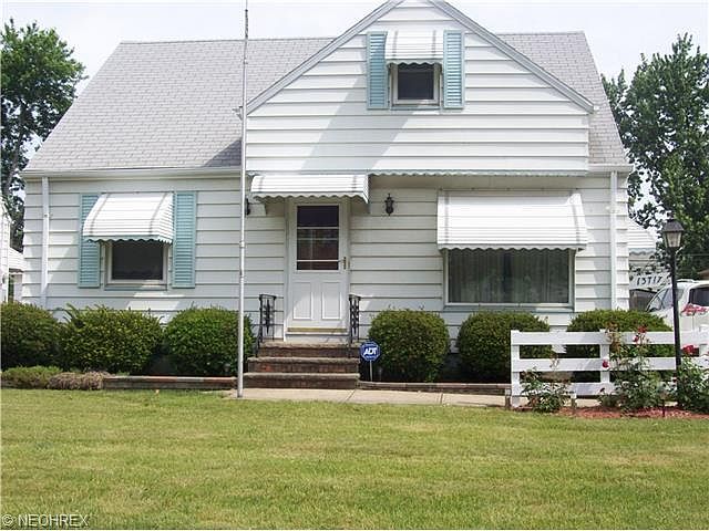 1st image of 13717 York Blvd