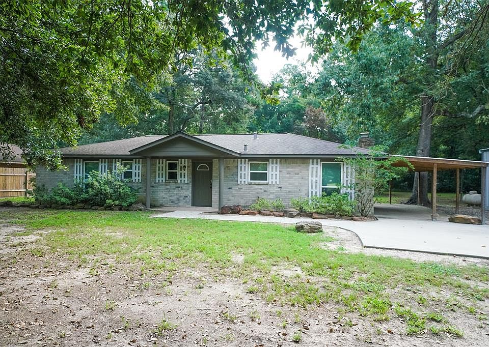 1st image of 18765 Woodridge Dr