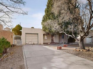 917 Girard Blvd SE, Albuquerque, NM 87106