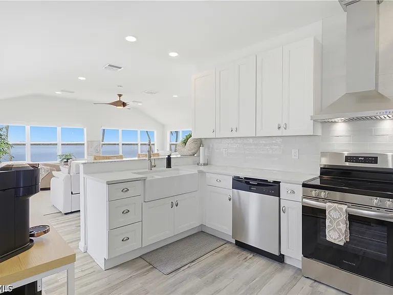 2669 Coco Plum Dr — Photo 19