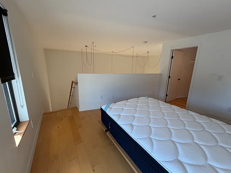 15 Allen St #302 — Photo 14