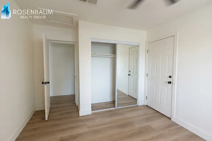 7321 E Coronado Rd — Photo 5