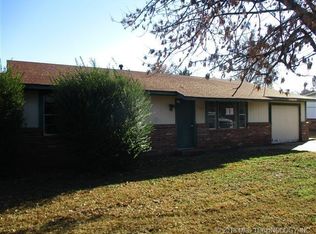 1104 SW 12th Pl, Wagoner, OK 74467