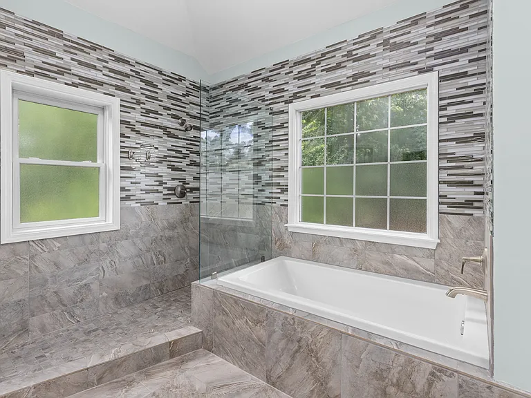 380 Belmont Chase Ct — Photo 28