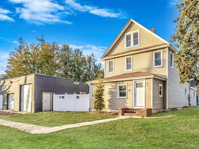 45 Redington Street, Bay Shore, NY, 11706
