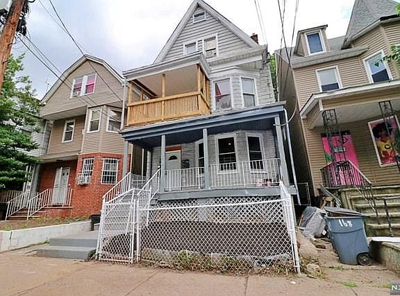 2nd image of 168 Seymour Ave
