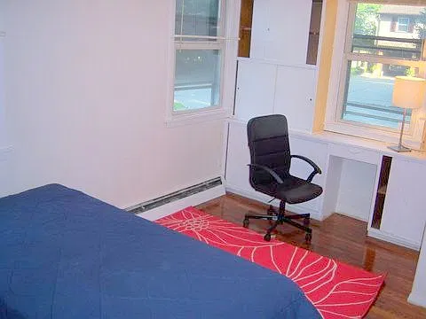 5 bed, 1550 sqft, $3,250 — Photo 2